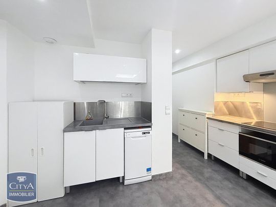 Location Appartement 2 pièces 42m² LYON 8ème - Photo 1