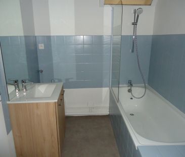 Location Appartement 3 pièces 60m² NEVERS 58000 - Photo 2