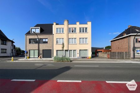 ZONNIG APPARTEMENT IN HET HARTJE VAN WAARDAMME met 2 slaapkamers. - Photo 2