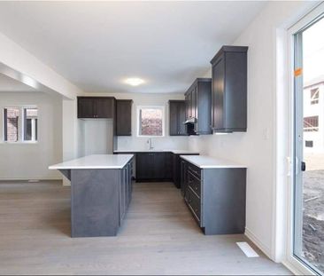 For Lease - 185 Forestwalk Street, Kitchener, Ontario - Photo 6