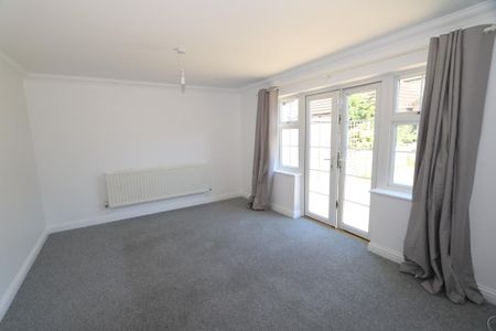 2 bedroom terraced house to rent - Photo 3