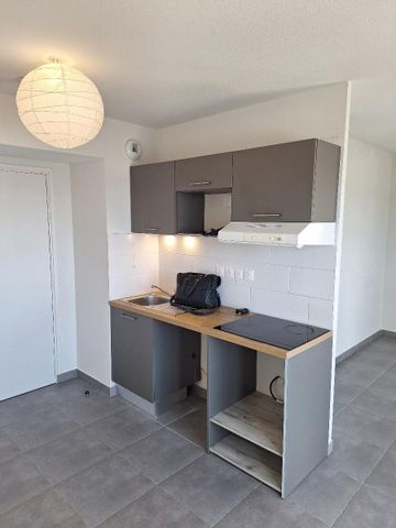 Location Appartement 2 pièces 39m² VEDENE 84270 - Photo 4