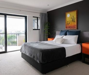 Amazing Apartment and Magical Views - Photo 2