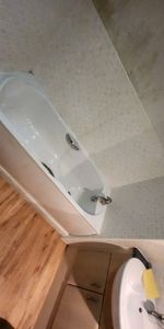 2 Bed Flat, Gaiety House, B66 - Photo 3