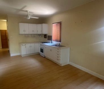 “Two bedroom available in the heart of Fairfield!” - Photo 6