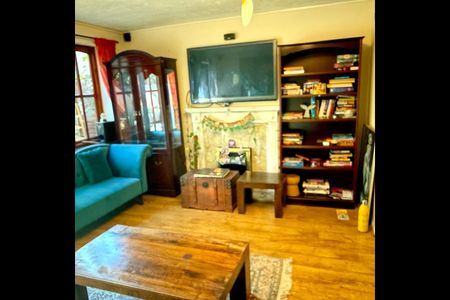 3 Bed Terraced House, London, SE3 - Photo 2