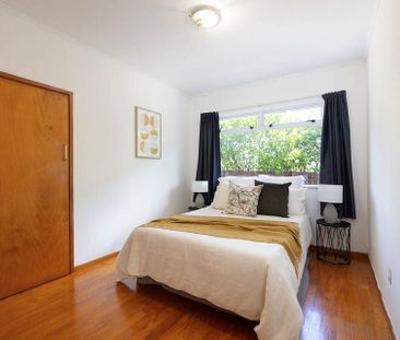 Spacious 3BR Home with Garden, Deck Etc. - Photo 4