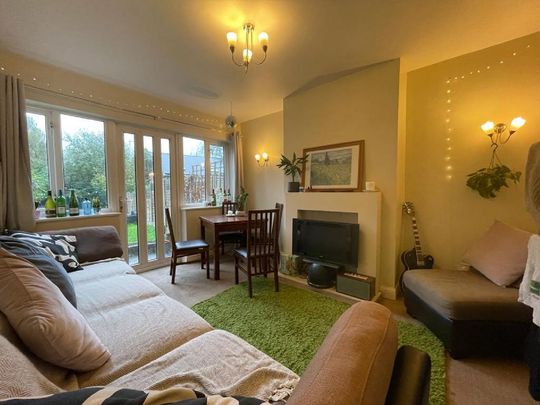 4 bedroom house to rent - Photo 1