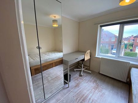 119 Fourth Avenue - Photo 4