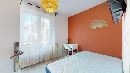 JACOBINS L Roommate 4 Bedrooms at Amiens - Photo 2