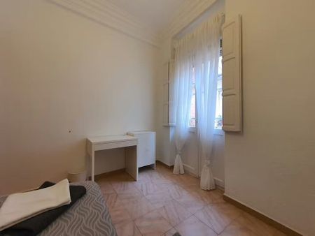 Carrer de Balmes, Valencia, Valencian Community 46001 - Photo 2