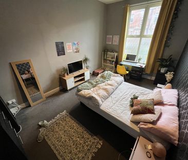 11 bedroom terraced house to rent - Photo 4