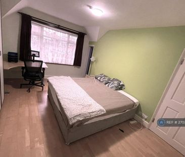 1 bedroom in a house share to rent - Photo 4