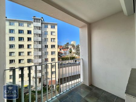 Location Appartement 2 pièces 53m² ST ETIENNE 42100 - Photo 3