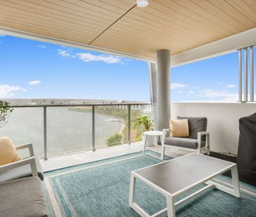 Waterfront Living at It's Finest! - Photo 4