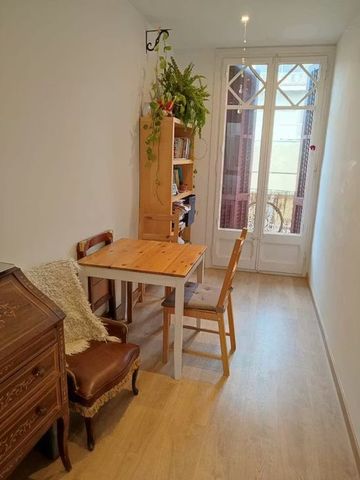 Carrer de Rabassa, Barcelona, Catalonia 08024 - Photo 4