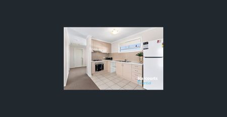 2 bedroom townhouse - Photo 4