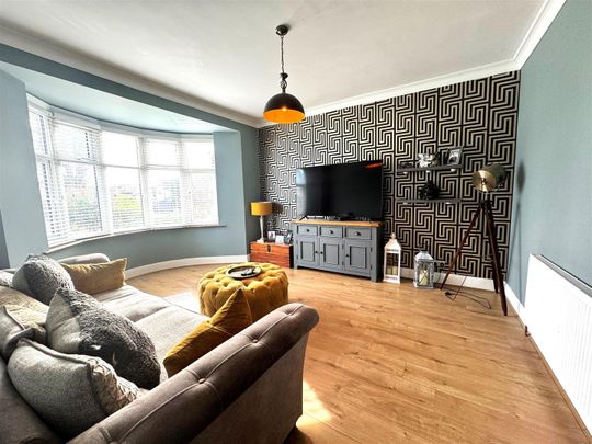 Kenilworth Gardens, Westcliff-On-Sea - Photo 1