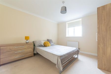 2 bed apartment to rent in Chillingham Road, Heaton, NE6 - Photo 5