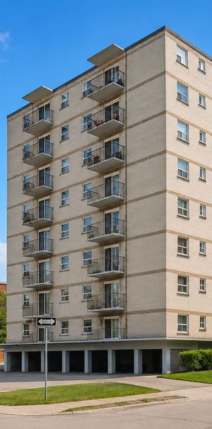 For Lease - 92 Robinson Street Unit# 202, Hamilton, Ontario - Photo 1