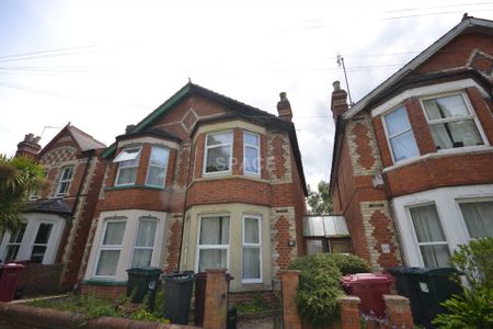 Palmer Park Avenue, University, Reading, Berkshire, RG6 1DN - Photo 5