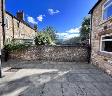 3 bedroom terraced house to rent - Photo 5