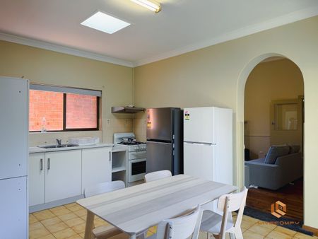 Adelaide CBD - Photo 2