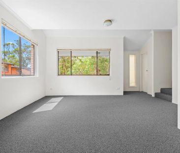 Peaceful and Private Townhouse - Photo 1