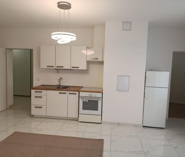 Pronájem bytu 1+kk 36 m2 - Фото 5
