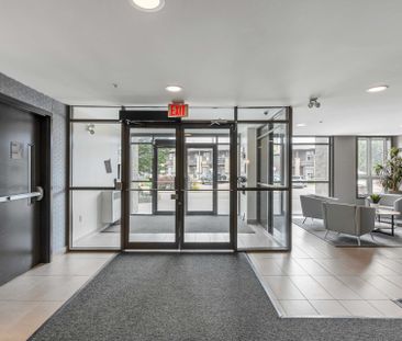 For Lease - 5010 Corporate Drive Unit# 313, Burlington, Ontario - Photo 6