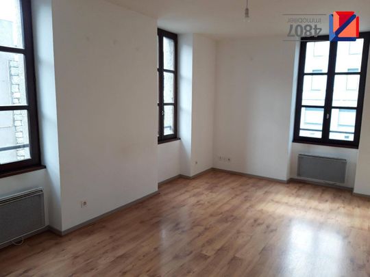 Location appartement ancien 3 pièces 55.25 m² à Cluses (74300) 5 - Photo 1