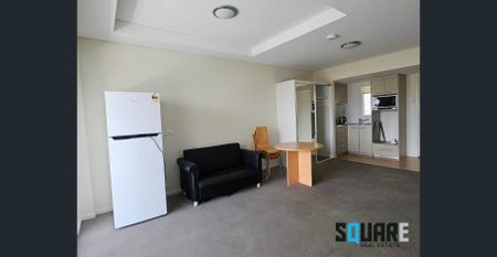 Studio Apartment for Rent in the Heart of Spring Hill - Photo 2