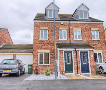3 bedroom semi-detached house to rent - Photo 2