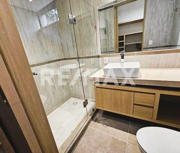 Departamento de Lujo en Renta con Balcón y Vista a la Barranca en L... - Photo 6