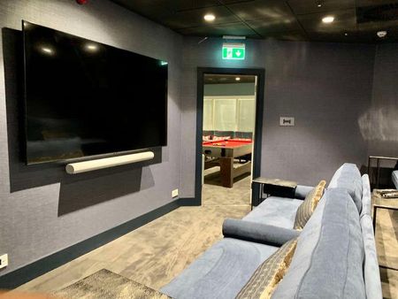 Canada Place, Canary Wharf, London, E14 - Photo 3