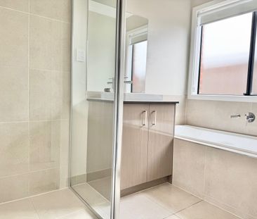 46 Dajarra Avenue, Wyndham Vale, Vic 3024 - Photo 3