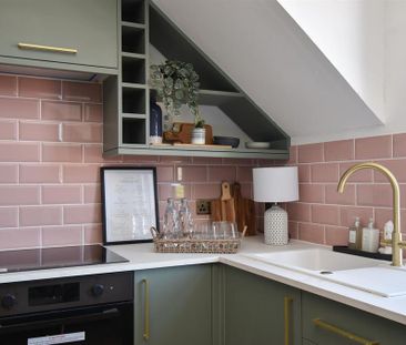 2 bedroom flat to rent - Photo 6