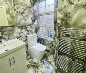 5 bedroom end of terrace house to rent - Photo 1