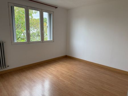 Location maison 4 pièces, 81.63m², Saint-Sébastien-de-Morsent - Photo 4