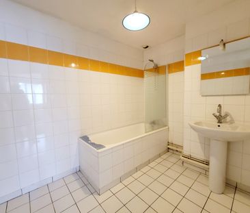 Location Appartement 2 pièces 66m² BOULOGNE SUR MER 62200 - Photo 6