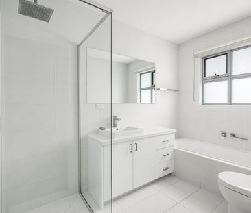 2/2 South Box Court, Hadfield VIC 3046 - Photo 6