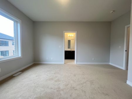 For Lease - 25 Freeman Williams Street, Markham, Ontario - Photo 2