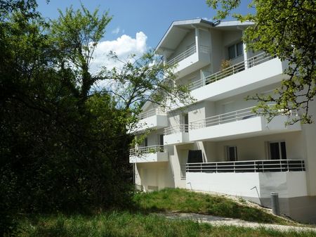 T2 récent Seynod avec garage - Photo 5