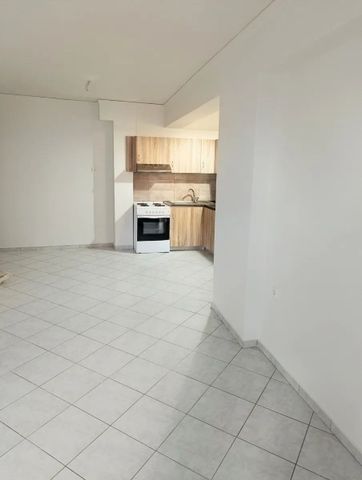 Διαμέρισμα για ενοικίαση Καστέλλα (Καστέλλα - Πασαλιμάνι) - Photo 4