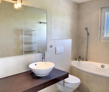 Bel appartement traversant de 4 pièces au 3ème étage avec balcon vu... - Photo 6