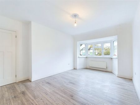 River Way, Twickenham, TW2 - Photo 4