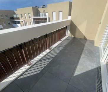 location Appartement T2 DE 42.4m² À ARLES - Photo 5