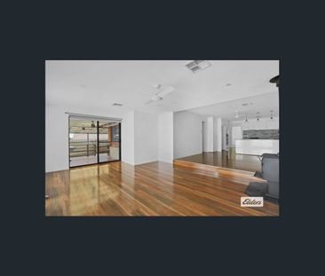 Well presented home close to town - Photo 2