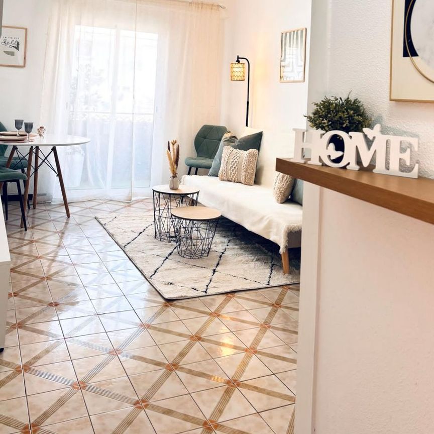 Piso de alquiler en Calle Maestro Luis Torregrosa, 13, Pla de Bon Repós - Photo 1