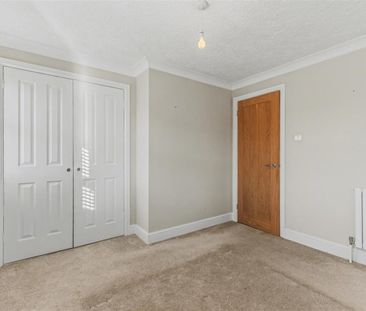 2 BED Semi-detached house To rent - Photo 5